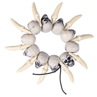 Браслет с черепами и клыками, пластик