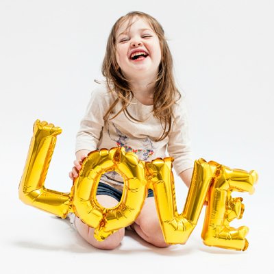 Шар надпись LOVE золото