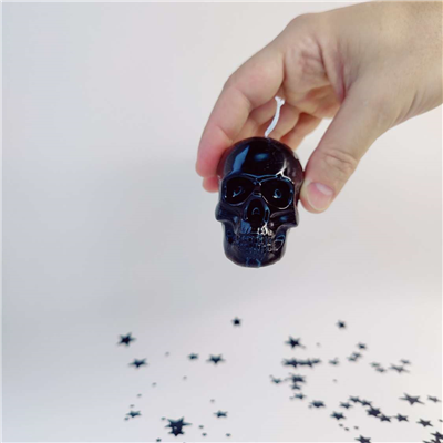 Свеча Череп малый черный